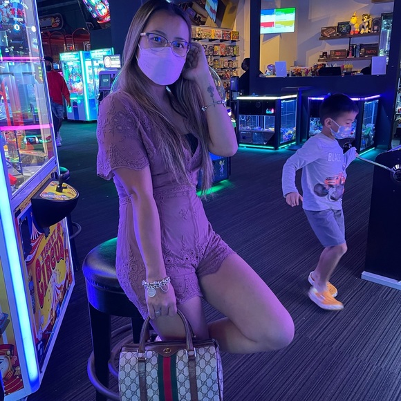 Meet your Posher, Kris! - Picture 6 of 17